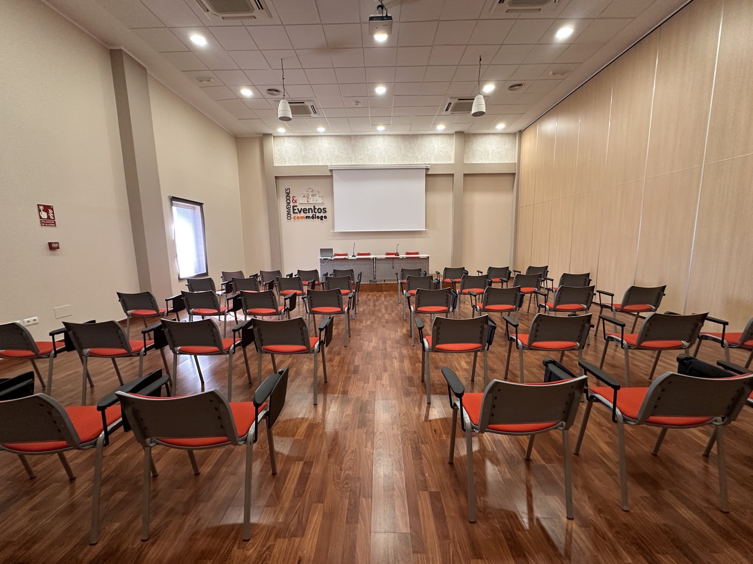 Sala Dr. Pérez Frías